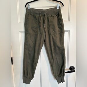 GAP Joggers